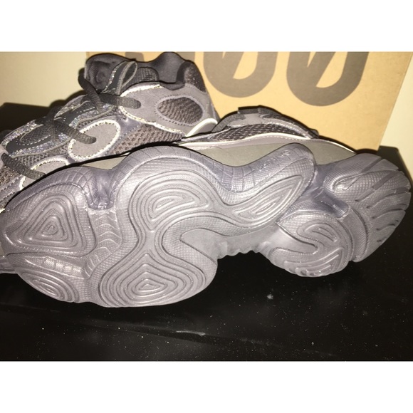 Yeezy  500 - Picture 7 of 8